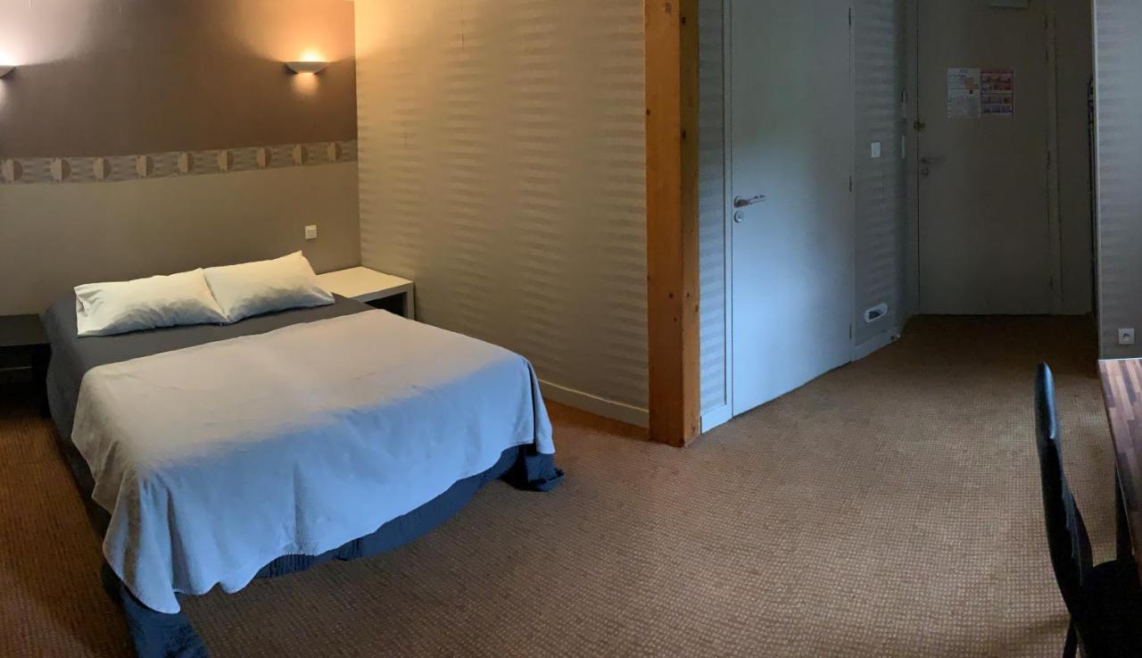 Le Petit Roche Hotell Serrières-en-Chautagne Eksteriør bilde
