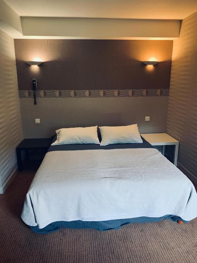 Le Petit Roche Hotell Serrières-en-Chautagne Eksteriør bilde